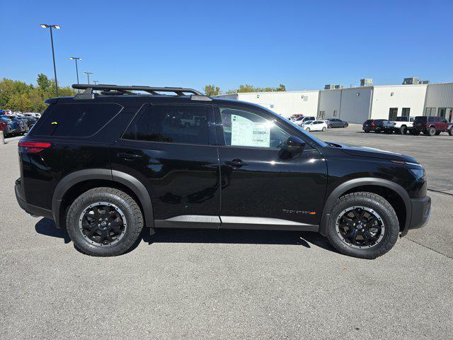 new 2025 Nissan Pathfinder car, priced at $38,620