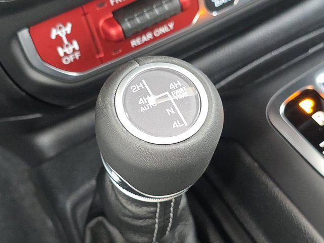 new 2025 Jeep Gladiator car, priced at $58,050