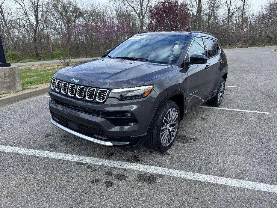 new 2024 Jeep Compass car, priced at $33,810