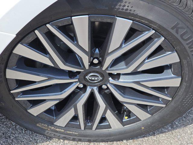 new 2025 Nissan Altima car, priced at $30,305