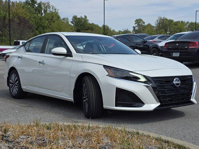 new 2025 Nissan Altima car, priced at $30,305