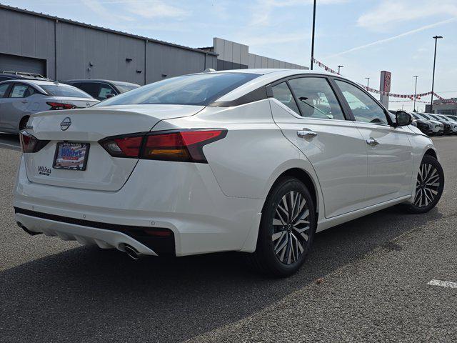 new 2025 Nissan Altima car, priced at $30,305