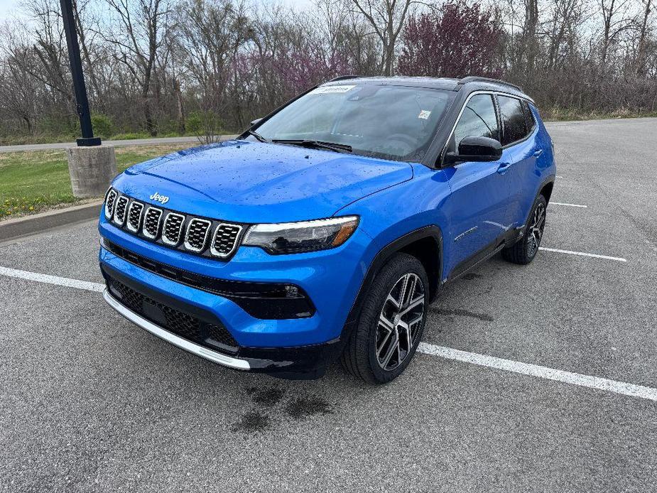 new 2024 Jeep Compass car, priced at $34,010