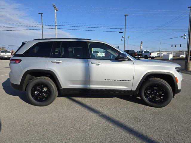 new 2025 Jeep Grand Cherokee car, priced at $41,131