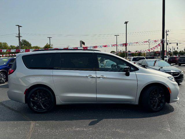 used 2023 Chrysler Pacifica car, priced at $41,735