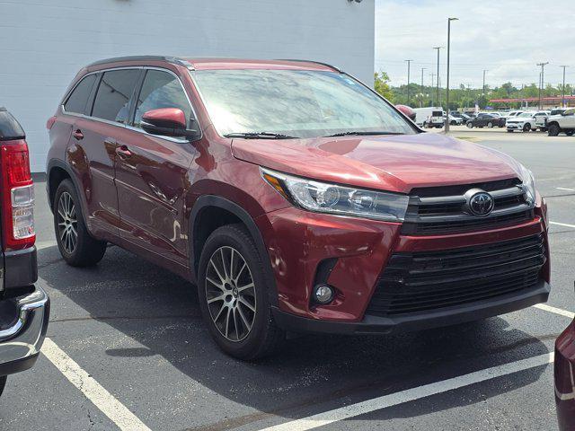 used 2018 Toyota Highlander car, priced at $24,975