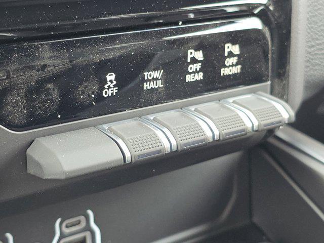 new 2025 Ram 2500 car, priced at $65,470