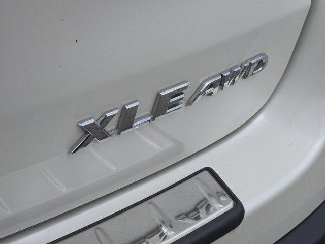 used 2019 Toyota Highlander car, priced at $18,599