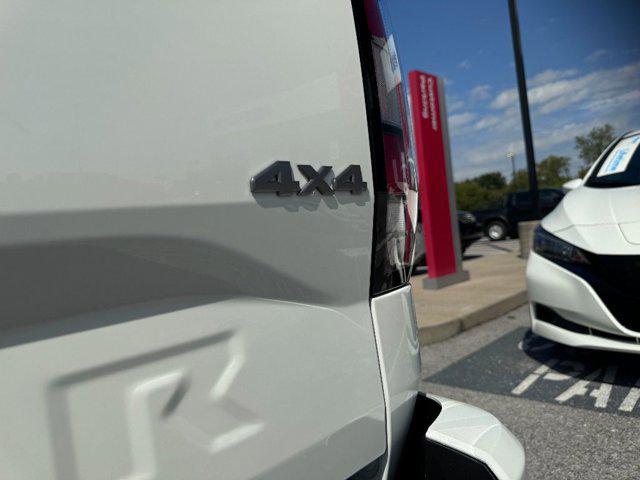 new 2025 Nissan Frontier car, priced at $39,335