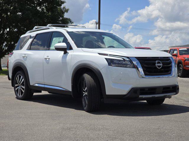 new 2025 Nissan Pathfinder car, priced at $52,485