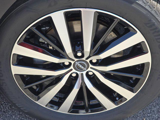 new 2025 Nissan Pathfinder car, priced at $52,485