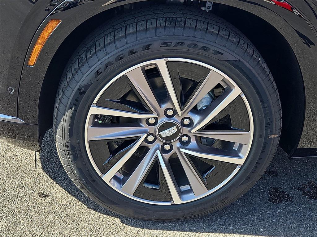 new 2026 Cadillac VISTIQ car, priced at $80,215