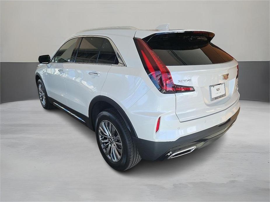 new 2025 Cadillac XT4 car, priced at $43,410