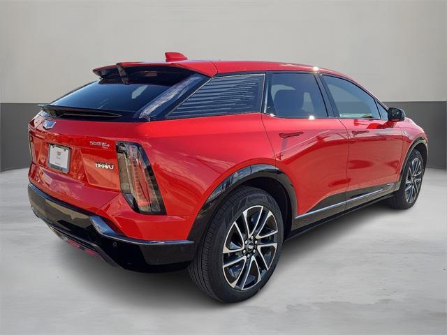 new 2025 Cadillac OPTIQ car, priced at $55,615