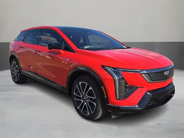 new 2025 Cadillac OPTIQ car, priced at $55,615