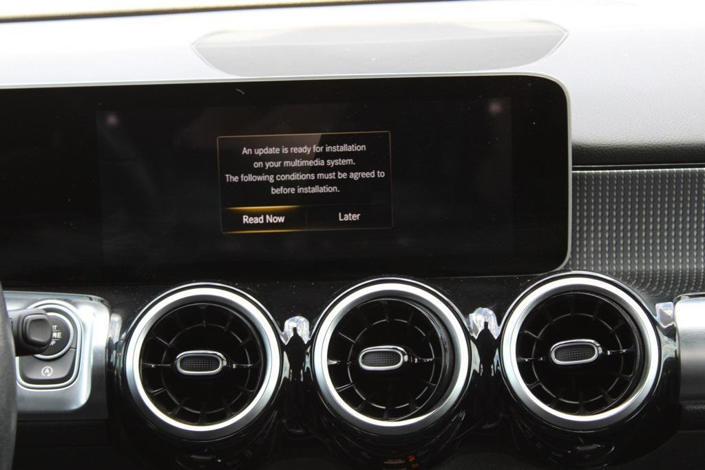 used 2020 Mercedes-Benz GLB 250 car, priced at $25,109