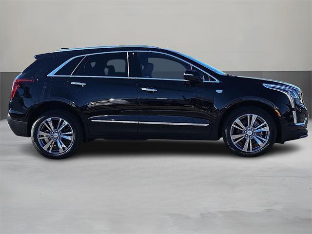 new 2025 Cadillac XT5 car, priced at $58,635