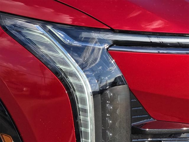 new 2025 Cadillac OPTIQ car, priced at $56,215