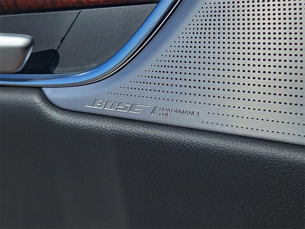 new 2025 Cadillac XT5 car, priced at $58,635