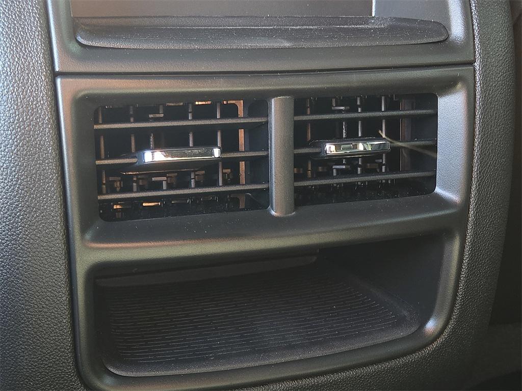 new 2025 Cadillac XT5 car, priced at $59,470