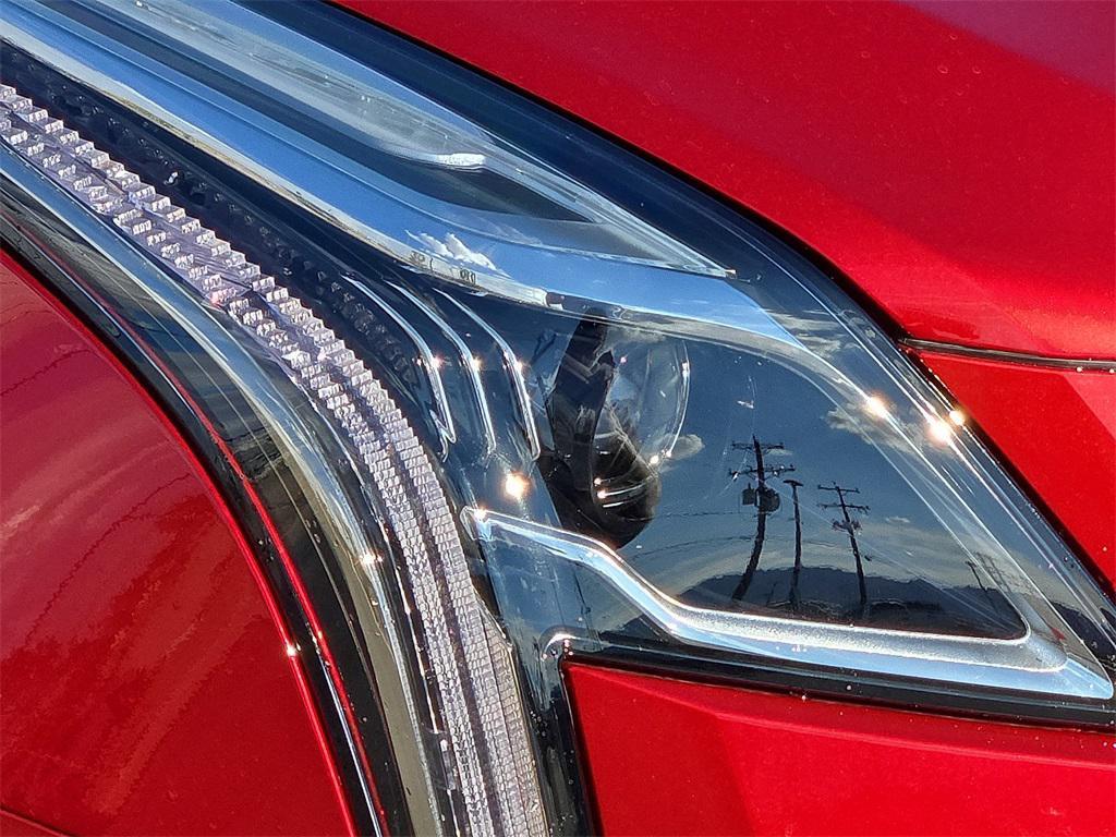 new 2025 Cadillac XT5 car, priced at $59,470