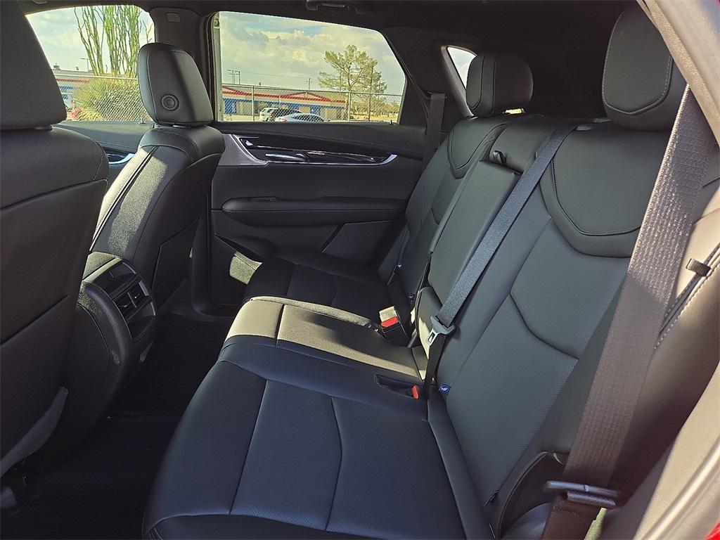 new 2025 Cadillac XT5 car, priced at $59,470