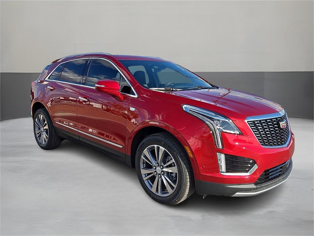 new 2025 Cadillac XT5 car, priced at $59,470