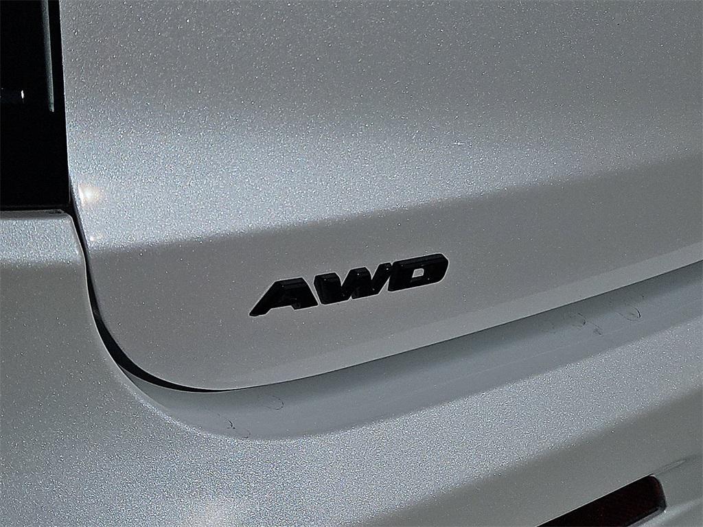 new 2025 Cadillac XT6 car, priced at $71,273