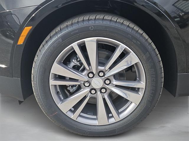 new 2025 Cadillac XT5 car, priced at $53,615