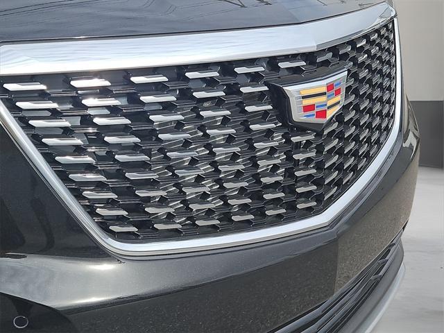 new 2025 Cadillac XT5 car, priced at $53,615