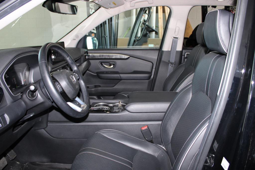 used 2025 Honda Pilot car, priced at $44,970