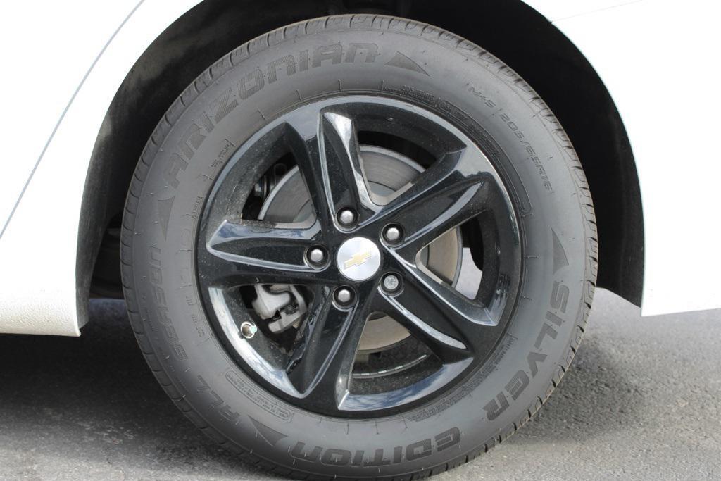 used 2023 Chevrolet Malibu car, priced at $18,590