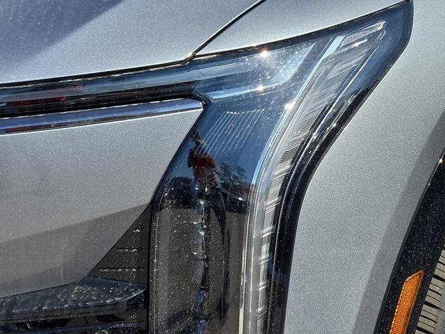new 2025 Cadillac OPTIQ car, priced at $55,615