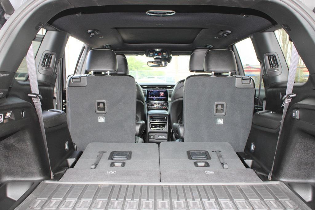 used 2024 Jeep Grand Cherokee L car, priced at $29,570