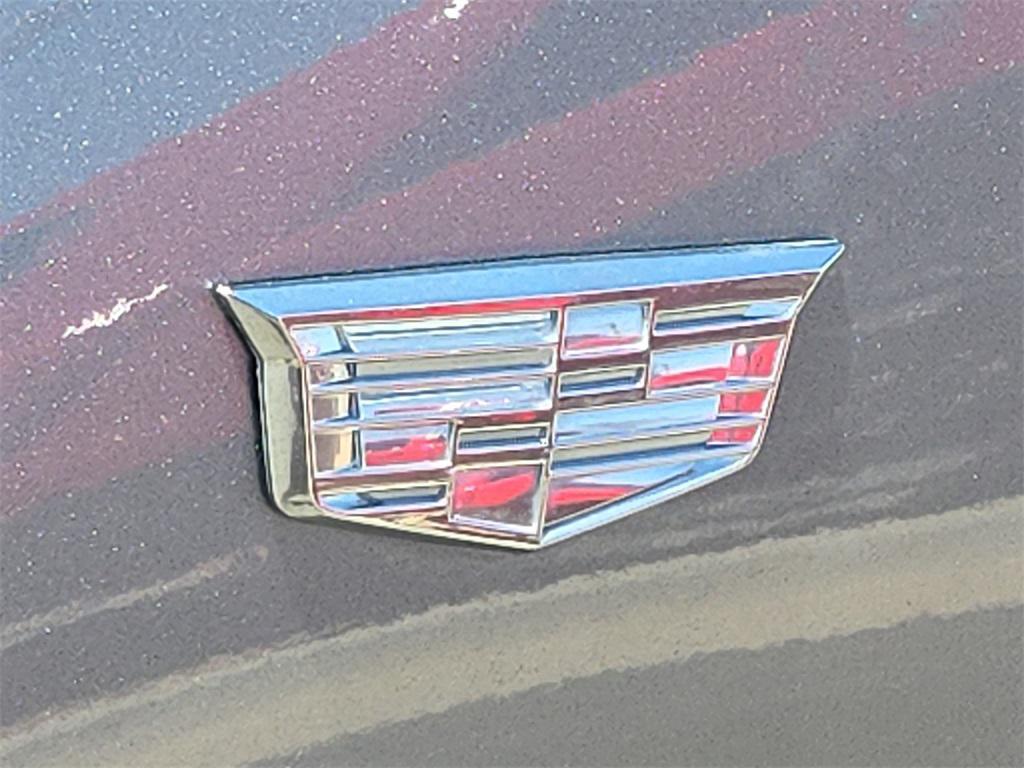 used 2024 Cadillac XT4 car, priced at $33,790