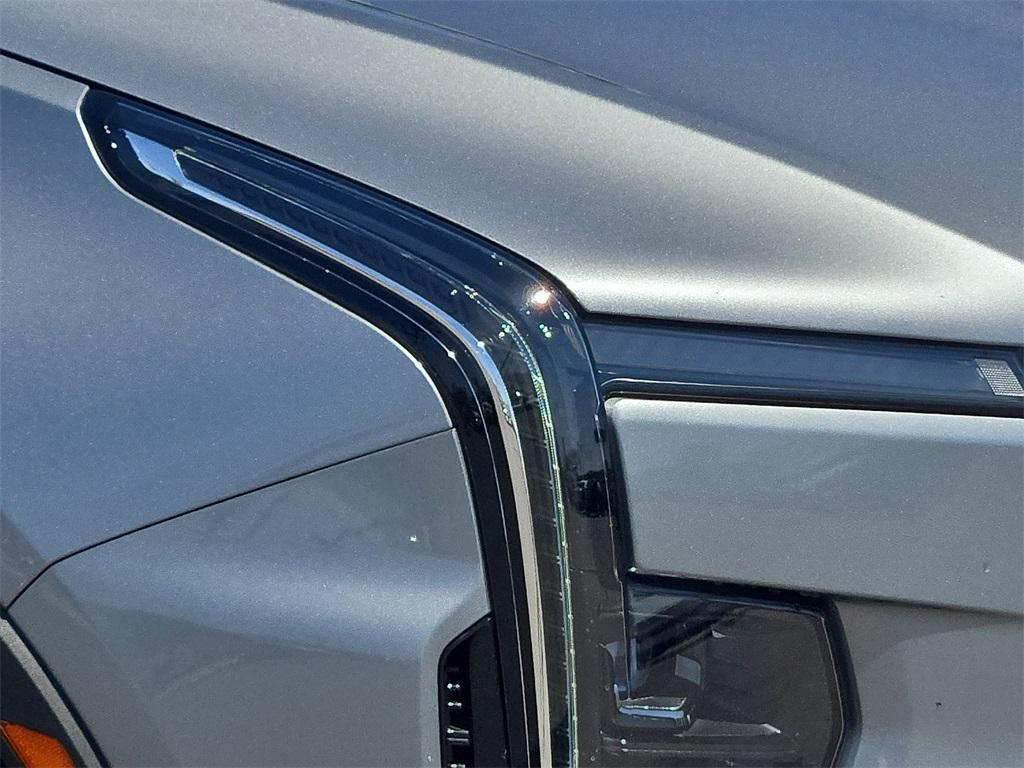 used 2024 Cadillac XT4 car, priced at $33,790