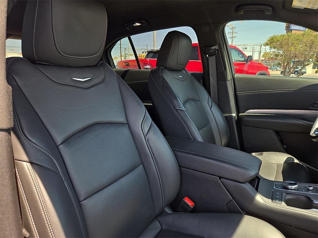 used 2024 Cadillac XT4 car, priced at $33,790