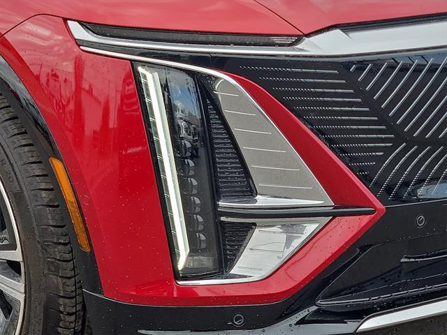 new 2024 Cadillac LYRIQ car