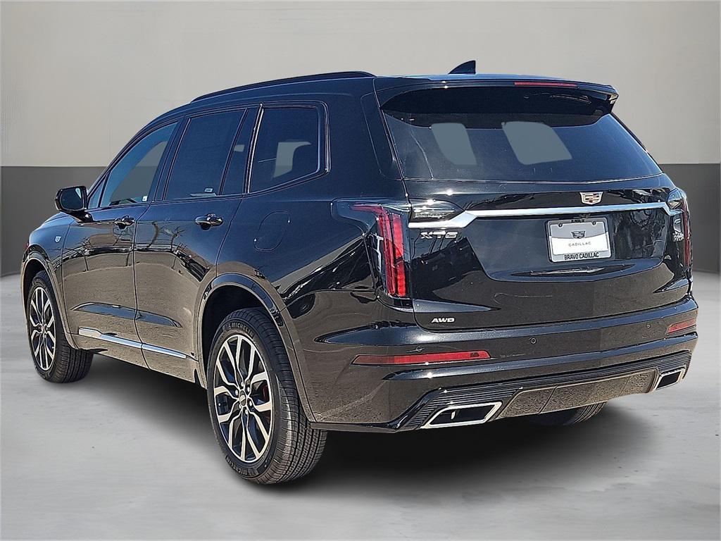 new 2025 Cadillac XT6 car, priced at $63,515