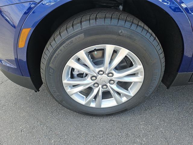 new 2024 Cadillac XT5 car, priced at $45,915
