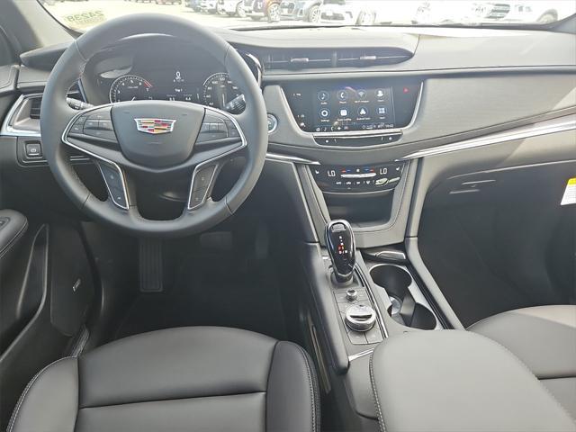 new 2024 Cadillac XT5 car, priced at $45,915
