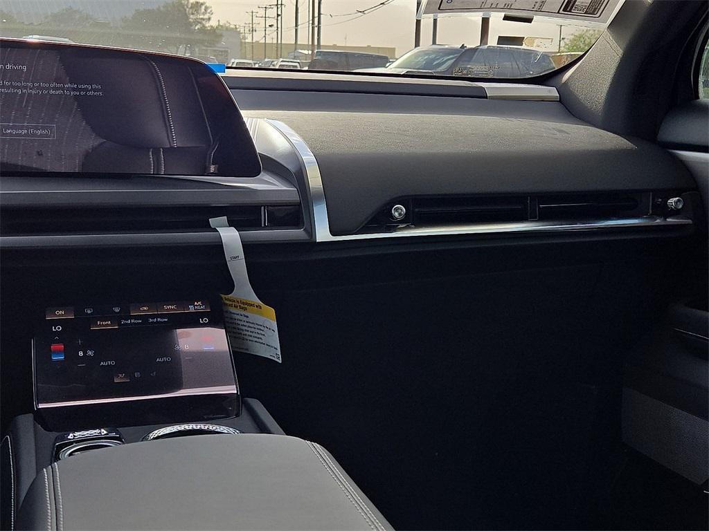 new 2026 Cadillac VISTIQ car, priced at $80,215