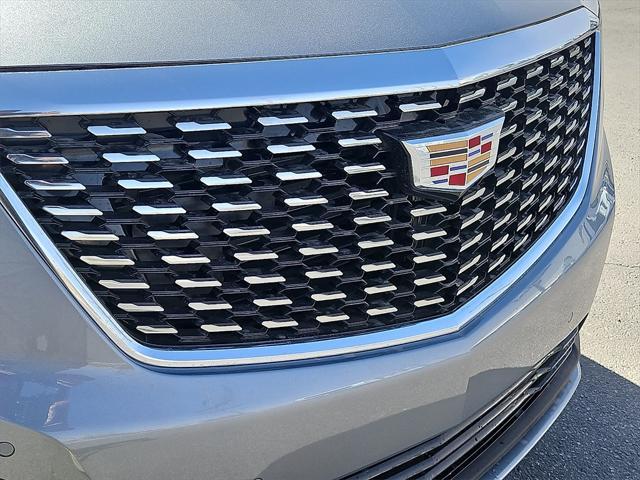 new 2025 Cadillac XT5 car, priced at $53,990