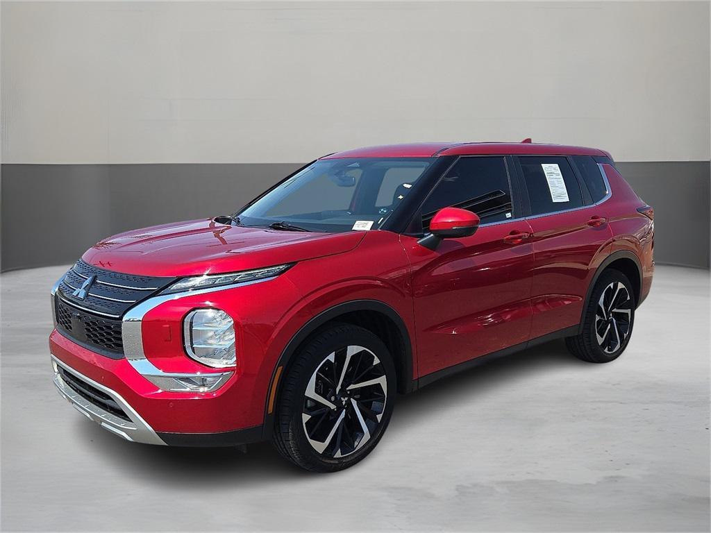 used 2024 Mitsubishi Outlander car, priced at $27,295