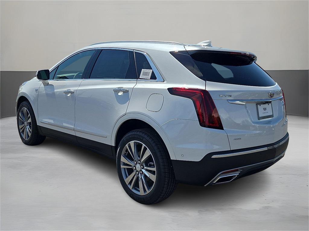 new 2025 Cadillac XT5 car, priced at $59,420