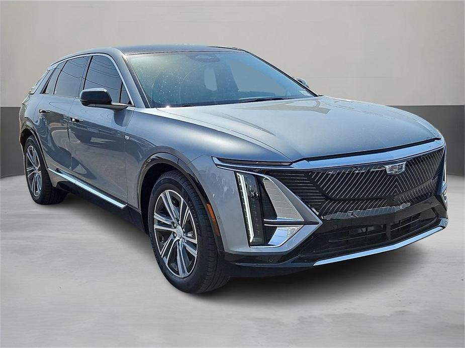 new 2024 Cadillac LYRIQ car, priced at $75,090