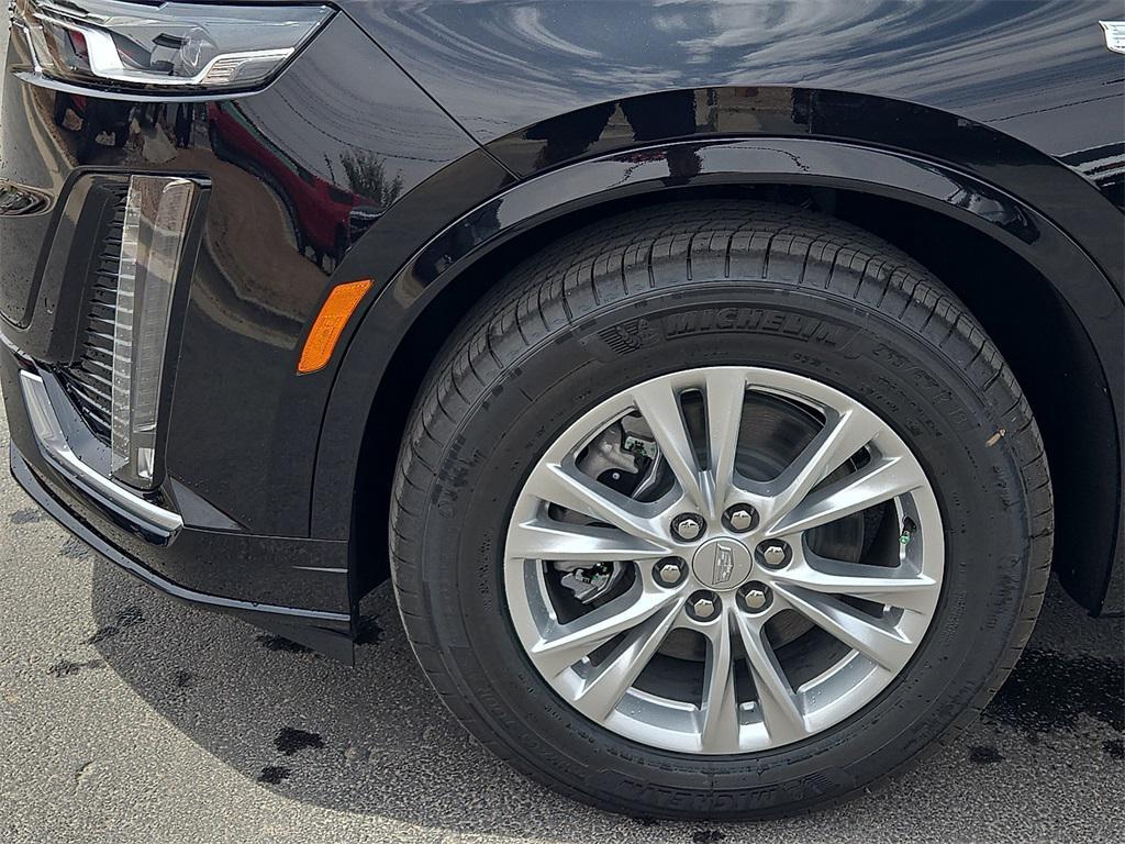 new 2025 Cadillac XT6 car, priced at $53,315