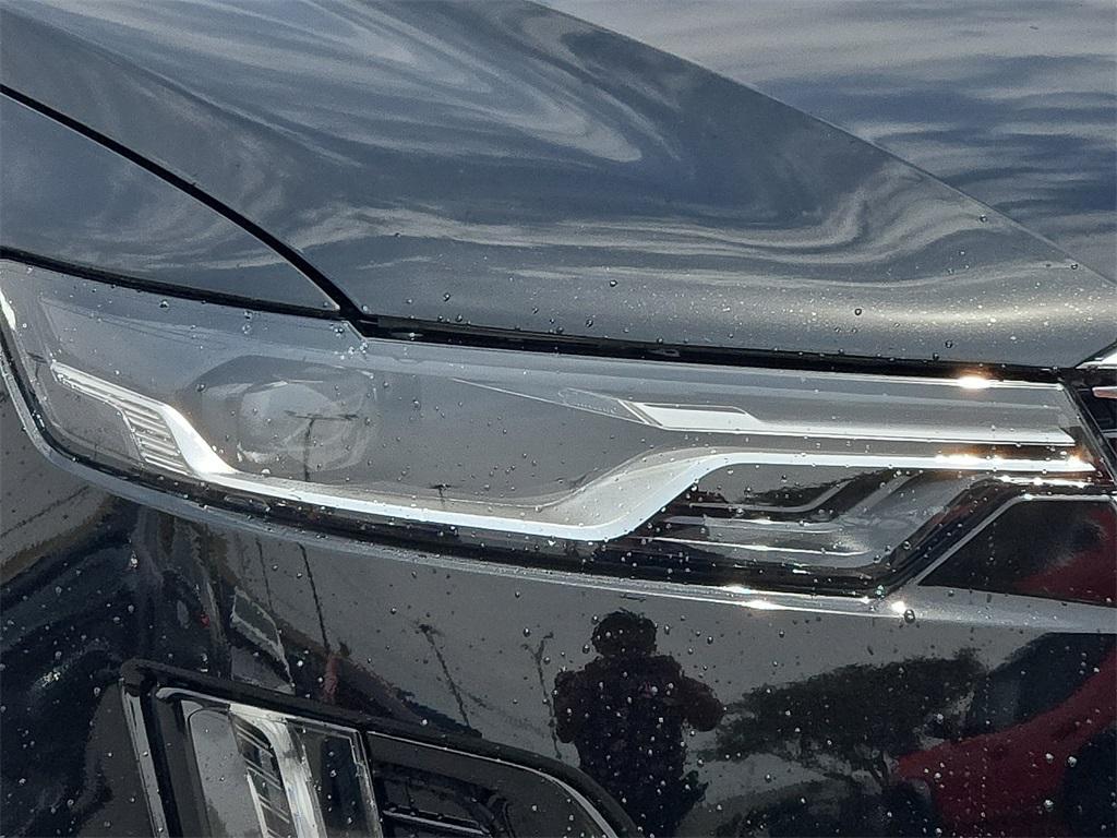 new 2025 Cadillac XT6 car, priced at $53,315