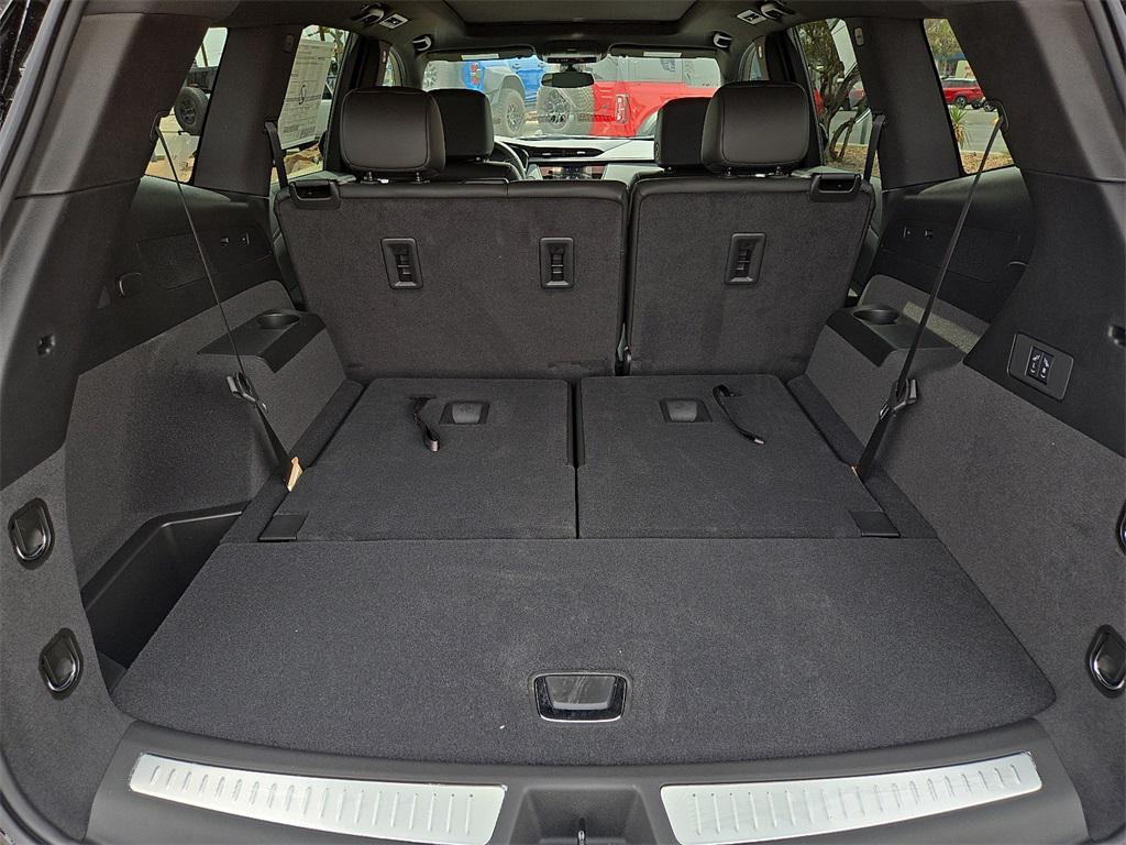 new 2025 Cadillac XT6 car, priced at $53,315