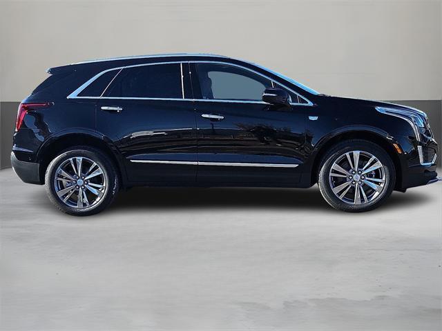 new 2025 Cadillac XT5 car, priced at $58,635